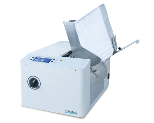 Integrated feeder holds up to 500 #10 envelopes at a time, and can handle materials up to 1/4" thick
